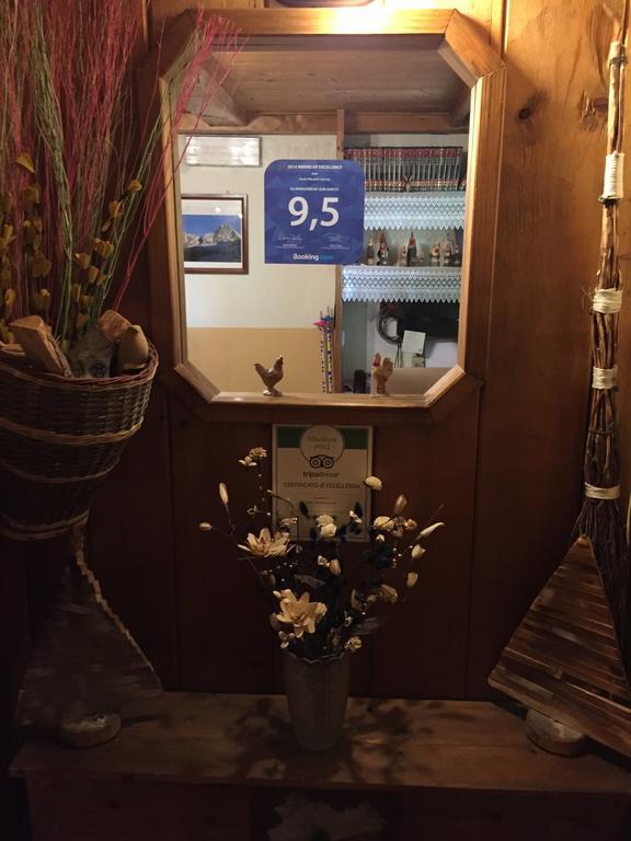 Hotel Meuble Gorret Breuil-Cervinia Eksteriør billede