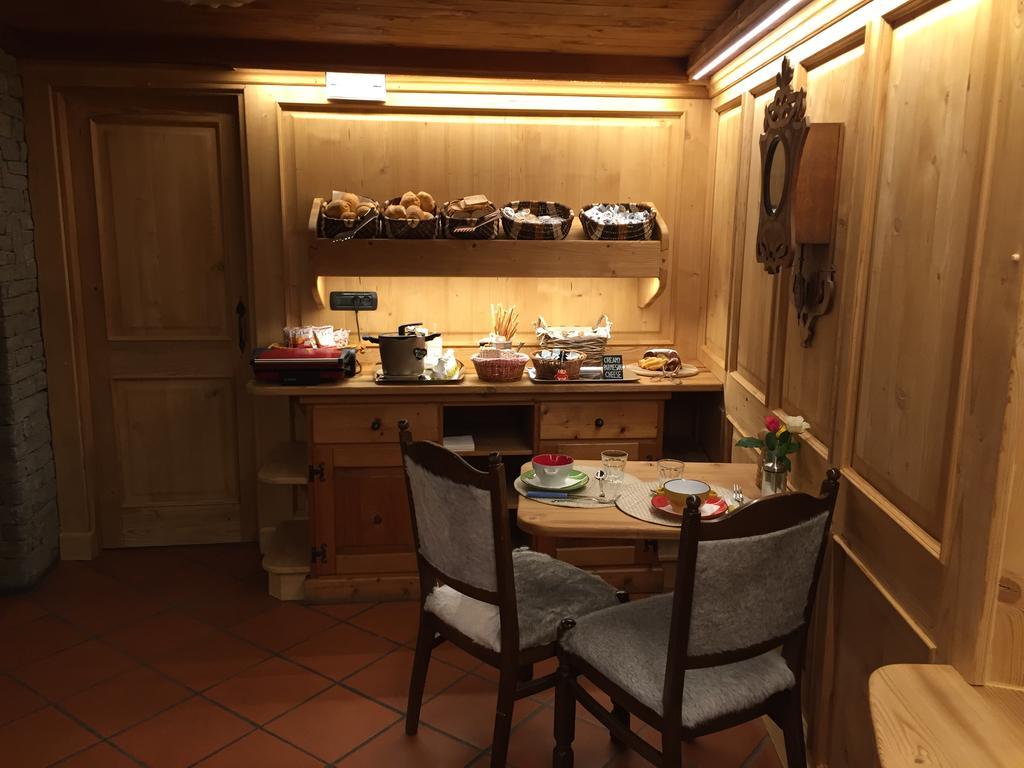 Hotel Meuble Gorret Breuil-Cervinia Eksteriør billede