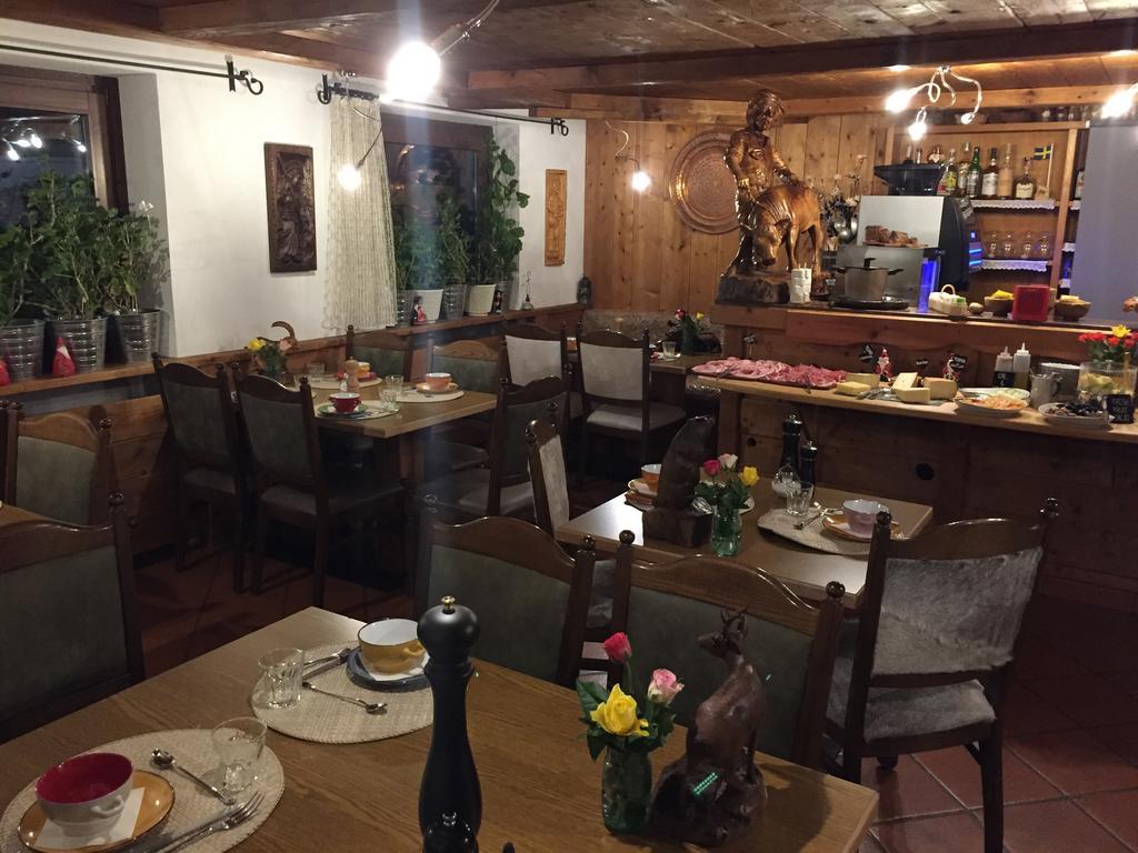 Hotel Meuble Gorret Breuil-Cervinia Eksteriør billede