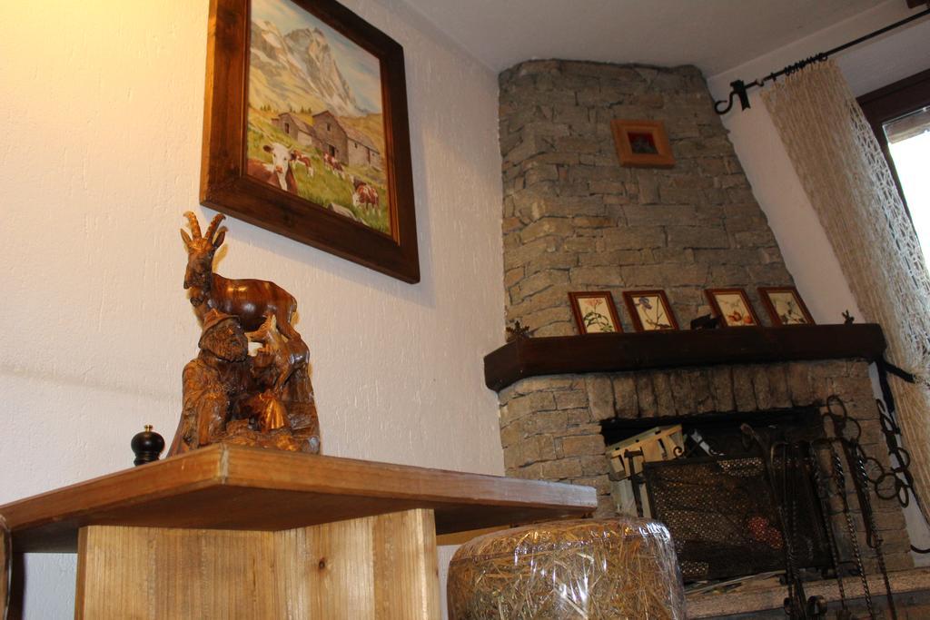 Hotel Meuble Gorret Breuil-Cervinia Eksteriør billede