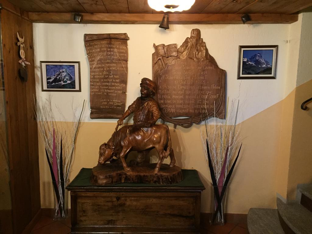 Hotel Meuble Gorret Breuil-Cervinia Eksteriør billede