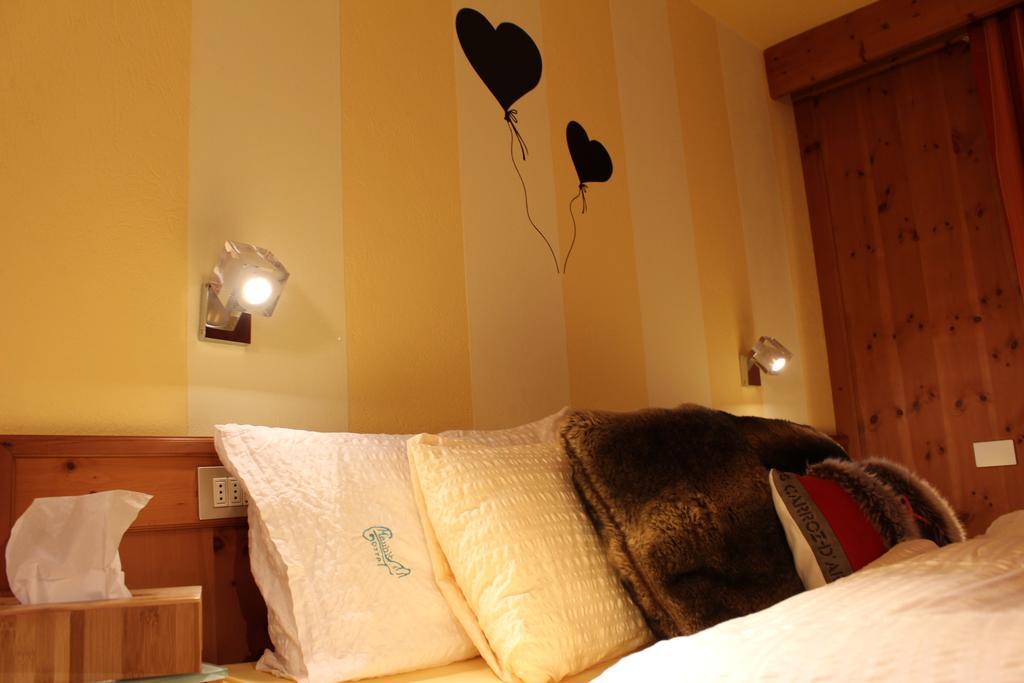 Hotel Meuble Gorret Breuil-Cervinia Værelse billede